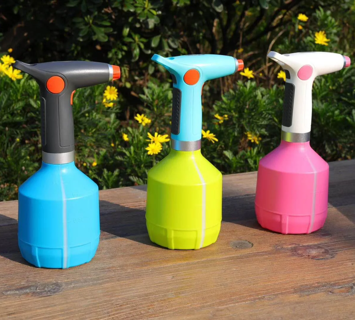 Electric Disinfectant Sprayer Household Watering Pot Garden Gardening Tool Watering Pot Watering Pot Orchard Gardening
Electric Disinfectant Sprayer Household Watering Pot Garden Gardening Tool Watering Pot Watering Pot Orchard Gardening