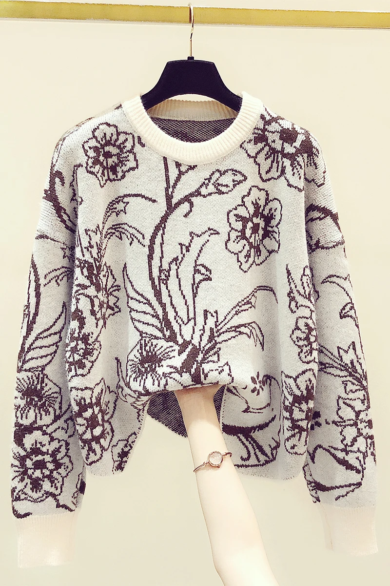 2020 New Retro Jacquard Flower Wavy Hem Knitted Shirt Female Irregular Hem All-Matching Loose Sweater for Women Knit Pullovers
2020 New Retro Jacquard Flower Wavy Hem Knitted Shirt Female Irregular Hem All-Matching Loose Sweater for Women Knit Pullovers