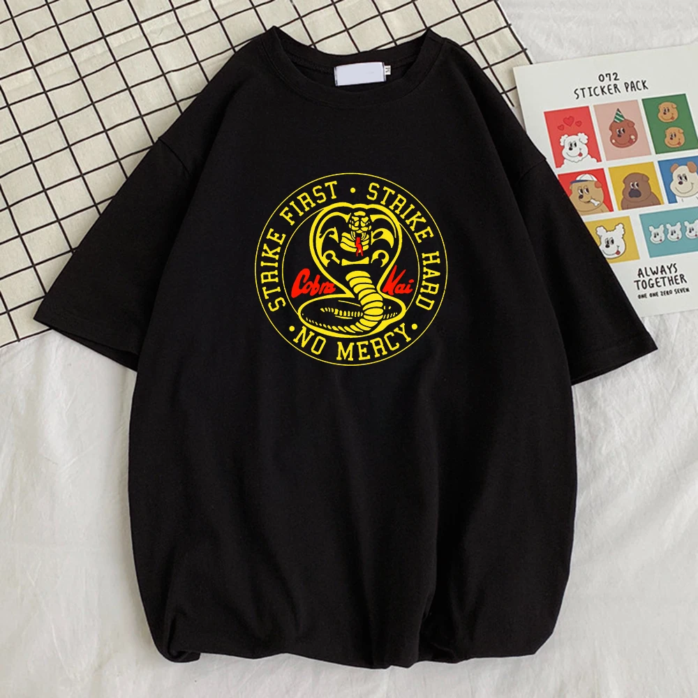 Chat Du Chesire Print Male Tshirt Street Design T-Shirts Funky Vintage T Shirt Style
Chat Du Chesire Print Male Tshirt Street Design T-Shirts Funky Vintage T Shirt Style