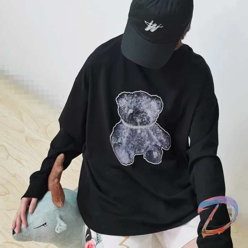 We11done Sweatshirts Men's Women's 3M Reflective Pearl Necklace Bear Print Pullover Oversize Welldone Fashion Sweatshirts
We11done Sweatshirts Men's Women's 3M Reflective Pearl Necklace Bear Print Pullover Oversize Welldone Fashion Sweatshirts