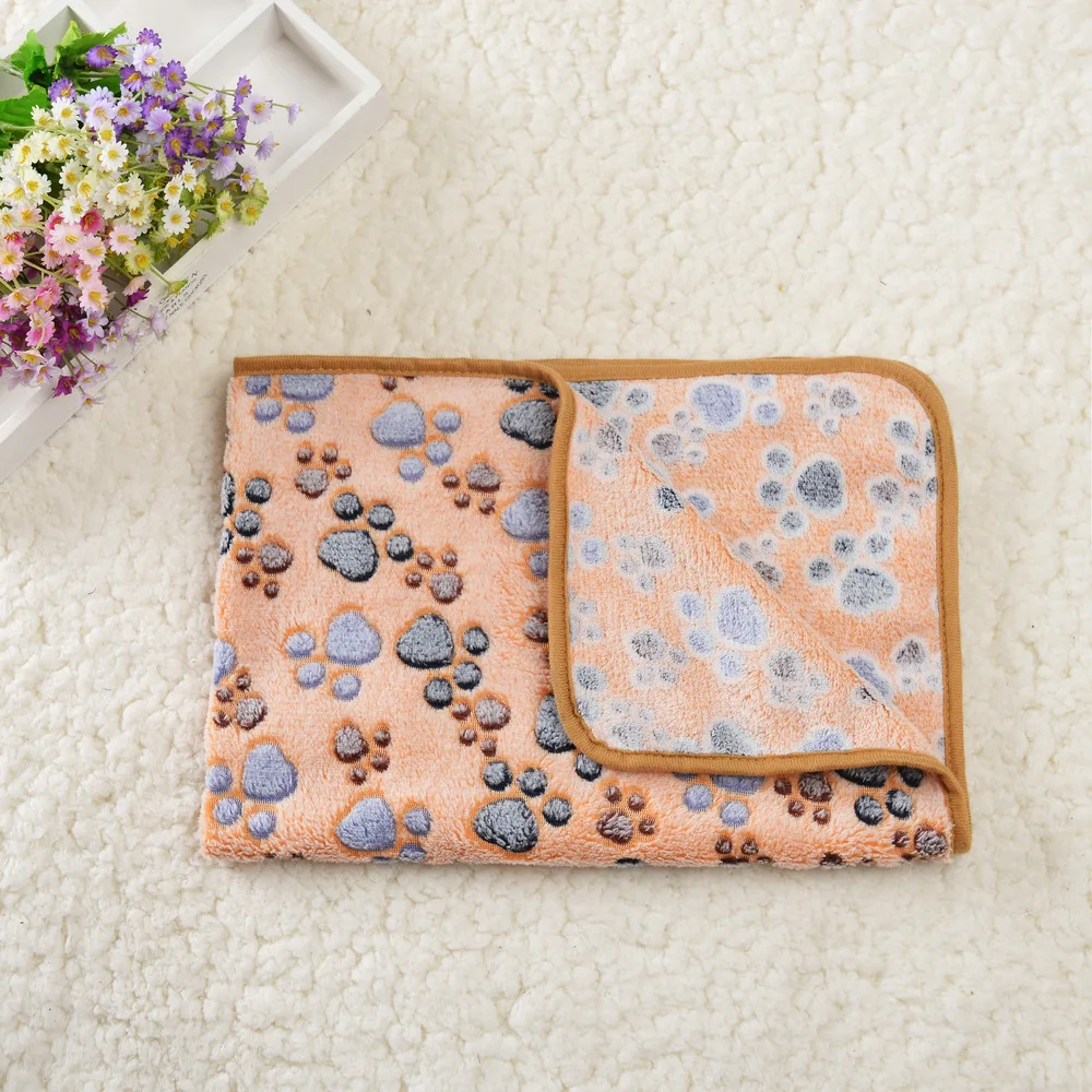 Soft Flannel Thickened Pet Soft Fleece Pad Pet Blanket Bed Mat For Puppy Dog Cat Sofa Cushion Home Rug Keep Warm Sleeping Cover
Soft Flannel Thickened Pet Soft Fleece Pad Pet Blanket Bed Mat For Puppy Dog Cat Sofa Cushion Home Rug Keep Warm Sleeping Cover