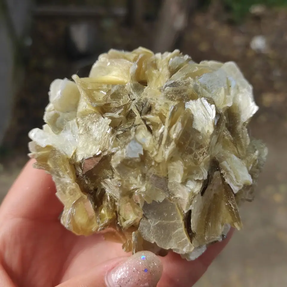 270-300g Natural rough golden mica stone raw rock stone quartz stones Raw flogopite MineralCrystals Healing
270-300g Natural rough golden mica stone raw rock stone quartz stones Raw flogopite MineralCrystals Healing
