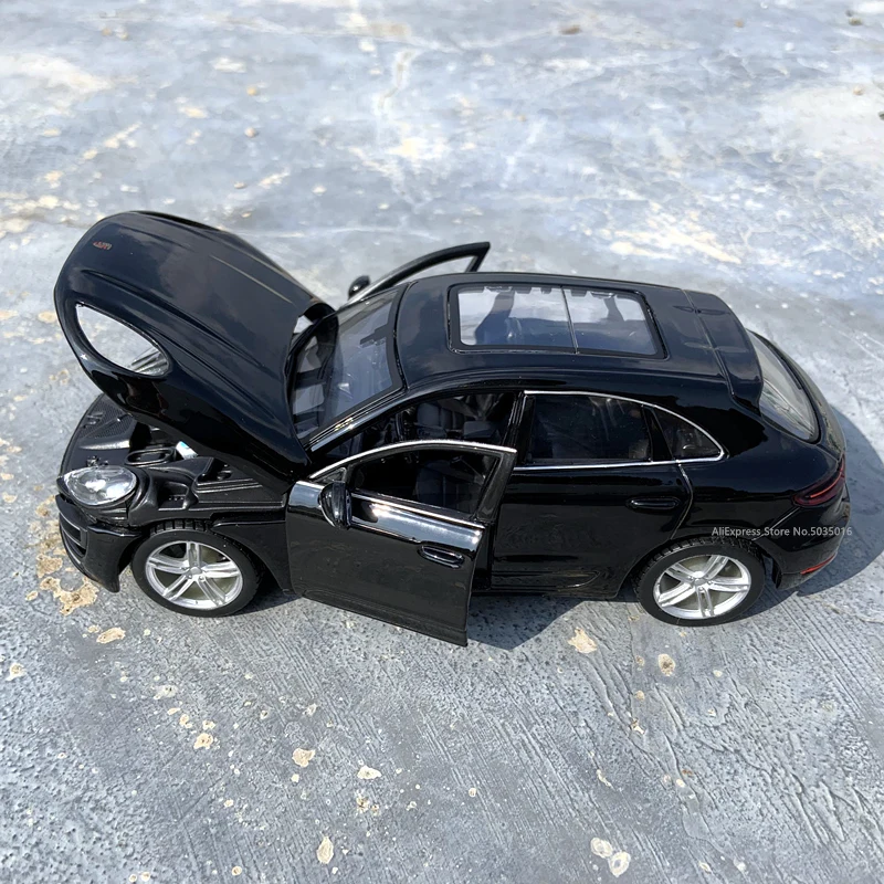Bburago 1:24 Porsche MACAN simulation alloy car model die-casting model handicraft decoration collection toy tools gifts
Bburago 1:24 Porsche MACAN simulation alloy car model die-casting model handicraft decoration collection toy tools gifts