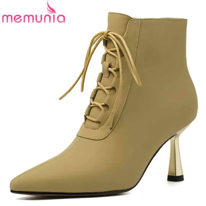 MEMUNIA 2021 New Arrive Thin High Heels Dress Office Shoes Women Boots Genuine Leather Shoes Pointed Toe Ankle Boots Women
MEMUNIA 2021 New Arrive Thin High Heels Dress Office Shoes Women Boots Genuine Leather Shoes Pointed Toe Ankle Boots Women