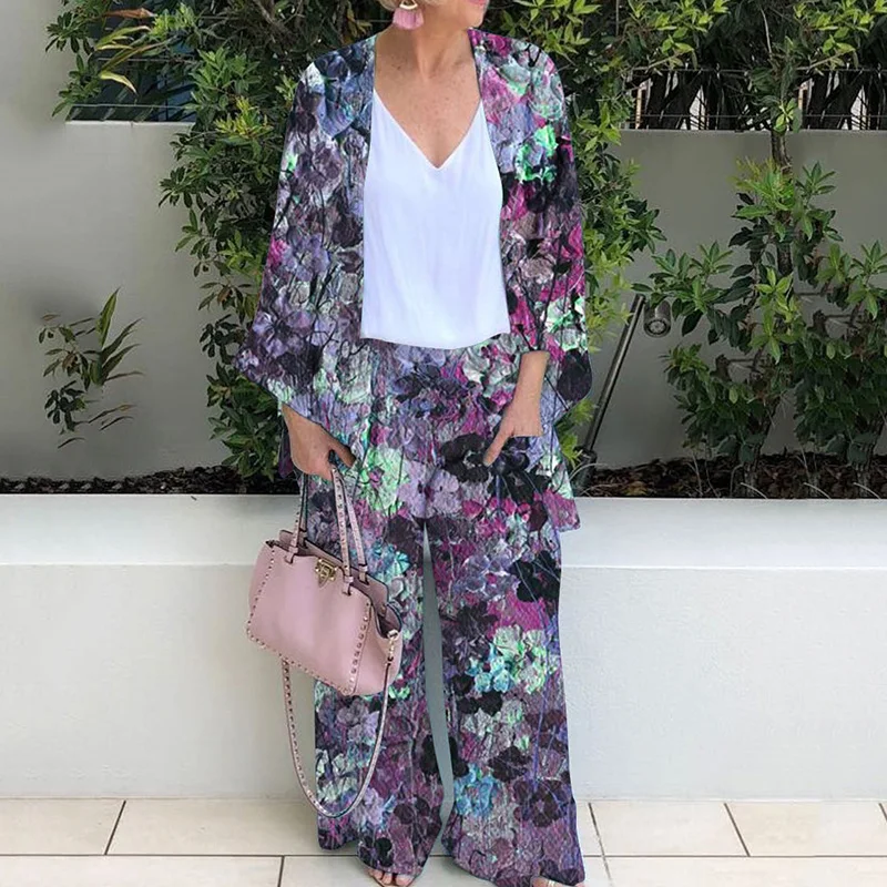 Casual Women Holiday Print Two Piece Set Loose Autumn Long Sleeve Tops Wide Leg Pants Suit Femme Streetwear Matching Sets Outfit
Casual Women Holiday Print Two Piece Set Loose Autumn Long Sleeve Tops Wide Leg Pants Suit Femme Streetwear Matching Sets Outfit