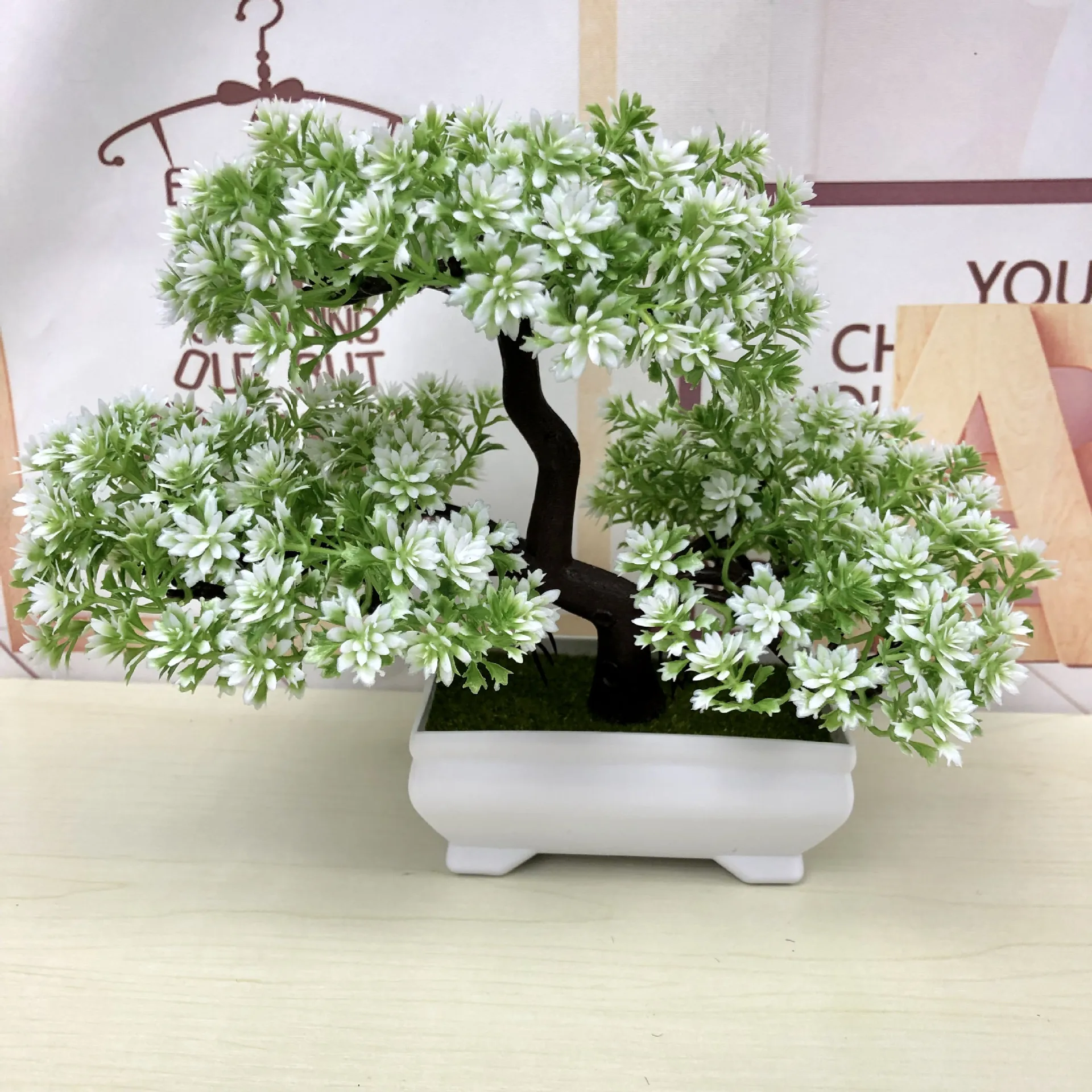 Simulation Small Potted Ganoderma Tree Lotus Pine Tree Artificial Flower Plant Flower Bonsai Set Home Table Top Decor Crafts
Simulation Small Potted Ganoderma Tree Lotus Pine Tree Artificial Flower Plant Flower Bonsai Set Home Table Top Decor Crafts