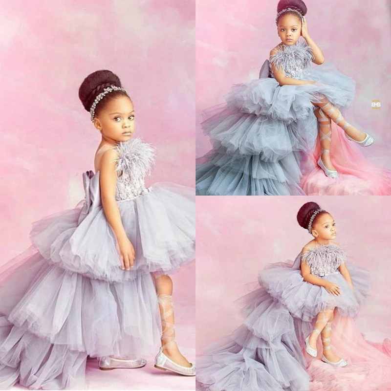 2020 New Lace Appliqued High Low Flower Girl Dresses For Wedding Tiered Skirts Little Girls Pageant Dress Feather First Holy
2020 New Lace Appliqued High Low Flower Girl Dresses For Wedding Tiered Skirts Little Girls Pageant Dress Feather First Holy
