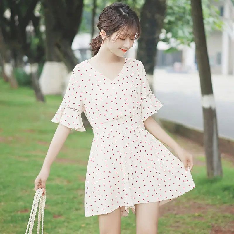 Summer Khaki 2019 Summer New Chiffon Dress Fairy Floral Dress for First Love Ruffled Short Sleeves Women's Culotte
Summer Khaki 2019 Summer New Chiffon Dress Fairy Floral Dress for First Love Ruffled Short Sleeves Women's Culotte