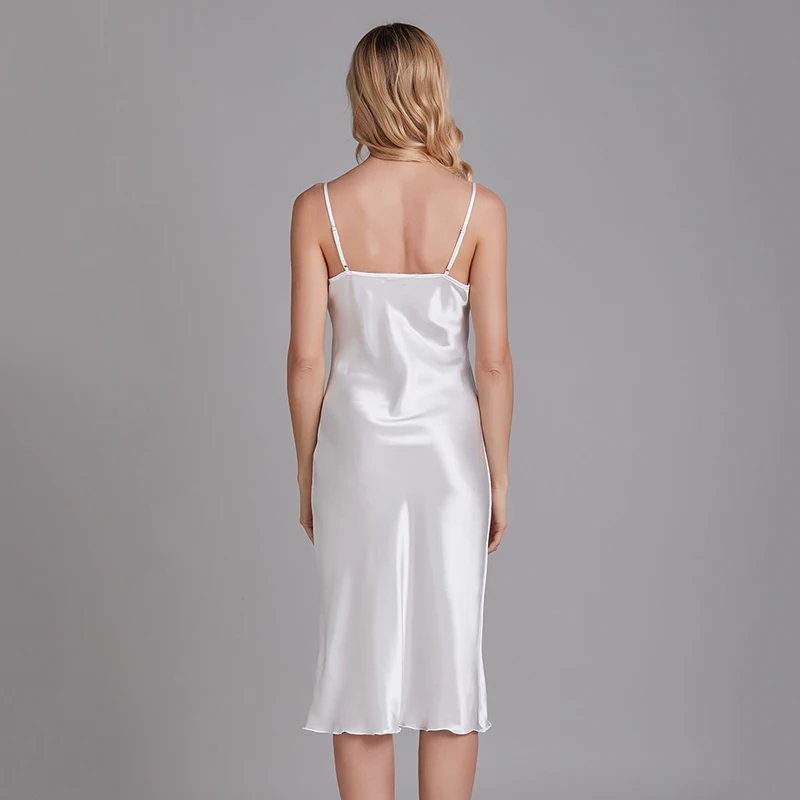 2021 Women's Nightgonws Solid Ice Silk Spaghetti Strap Ladies Summer Homewear Knee Length Ladies Nightie Night Dress for Female
2021 Women's Nightgonws Solid Ice Silk Spaghetti Strap Ladies Summer Homewear Knee Length Ladies Nightie Night Dress for Female