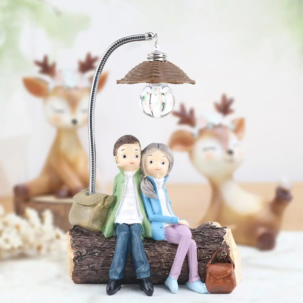 1PCS Couple Character Ornaments With LED Light Resin Crafts For Home Garden Decor Creative Boys And Girls Night Lamp
1PCS Couple Character Ornaments With LED Light Resin Crafts For Home Garden Decor Creative Boys And Girls Night Lamp