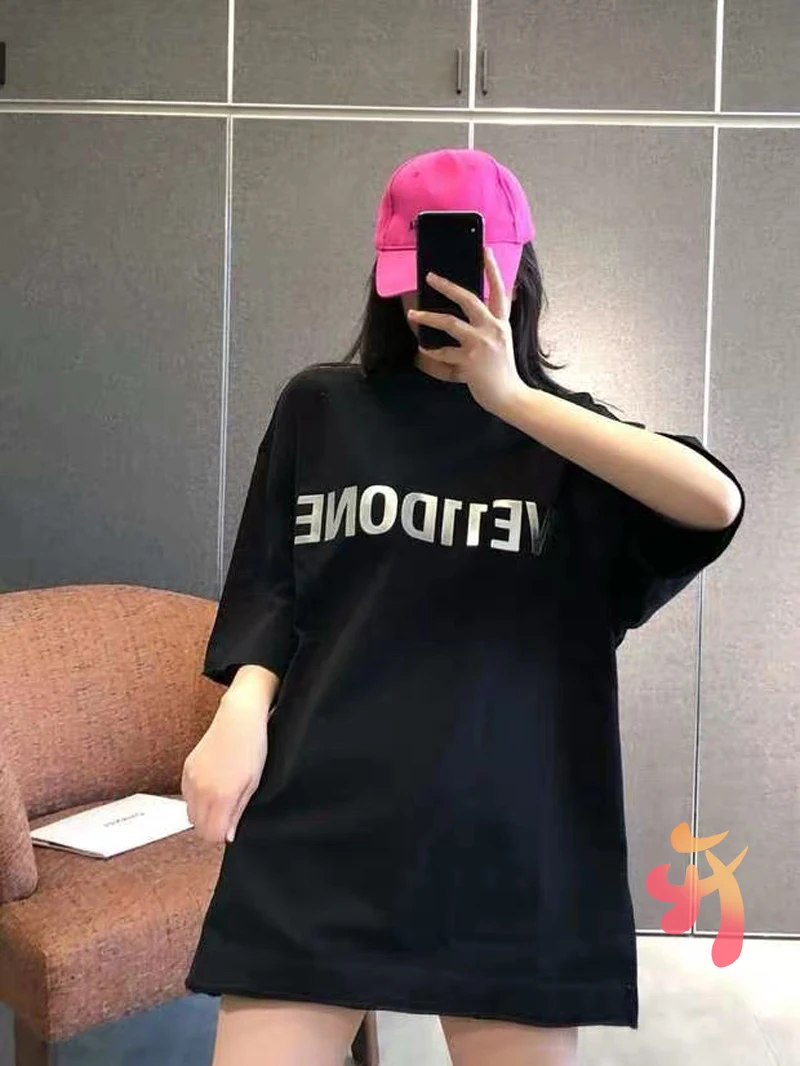 Oversize We11done T Shirt Men Women Clothes Hot-dyeing Letter Printing Short Sleeve High Quality We11done Casual Loose T-shirts
Oversize We11done T Shirt Men Women Clothes Hot-dyeing Letter Printing Short Sleeve High Quality We11done Casual Loose T-shirts