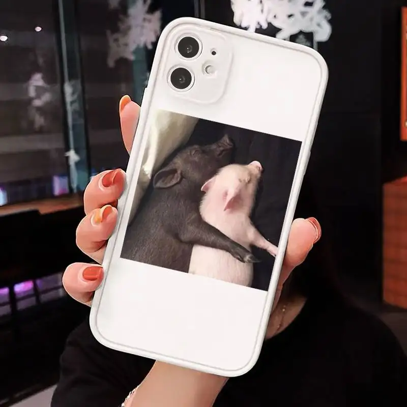 Cute Little Pink Pet Pig Phone Cases Matte Transparent for iPhone 7 8 11 12 s mini pro X XS XR MAX Plus cover funda
Cute Little Pink Pet Pig Phone Cases Matte Transparent for iPhone 7 8 11 12 s mini pro X XS XR MAX Plus cover funda