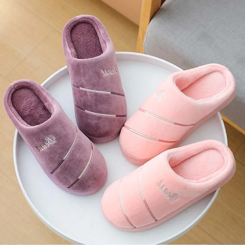Женские зимние меховые тапочки на толстой подошве, Короткие Плюшевые сланцы для женщин, домашняя хлопковая обувь, домашние полосатые парны...
Женские зимние меховые тапочки на толстой подошве, Короткие Плюшевые сланцы для женщин, домашняя хлопковая обувь, домашние полосатые парны...