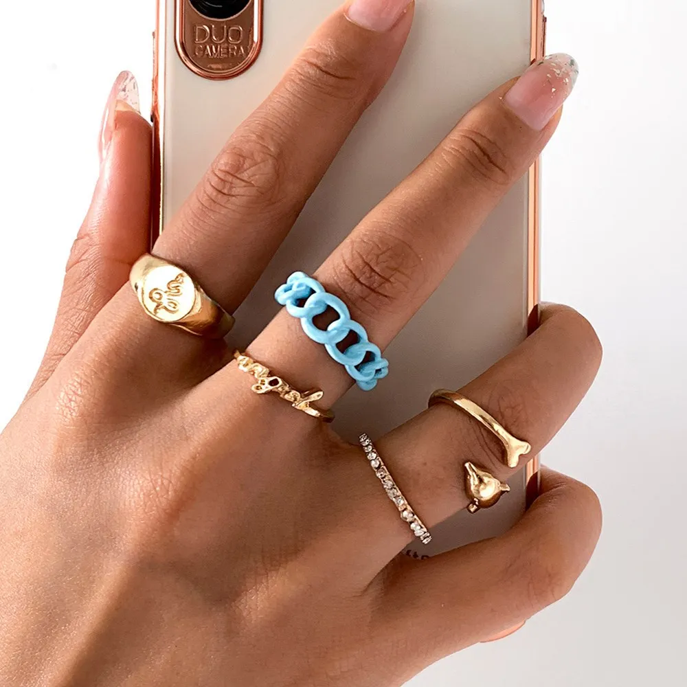 5Pcs/Set Punk Metal Geometric Dolphin Letter Round Rings Set for Female 2021 Trendy Resin Acrylic Ring Party Summer Jewelry Gift
5Pcs/Set Punk Metal Geometric Dolphin Letter Round Rings Set for Female 2021 Trendy Resin Acrylic Ring Party Summer Jewelry Gift