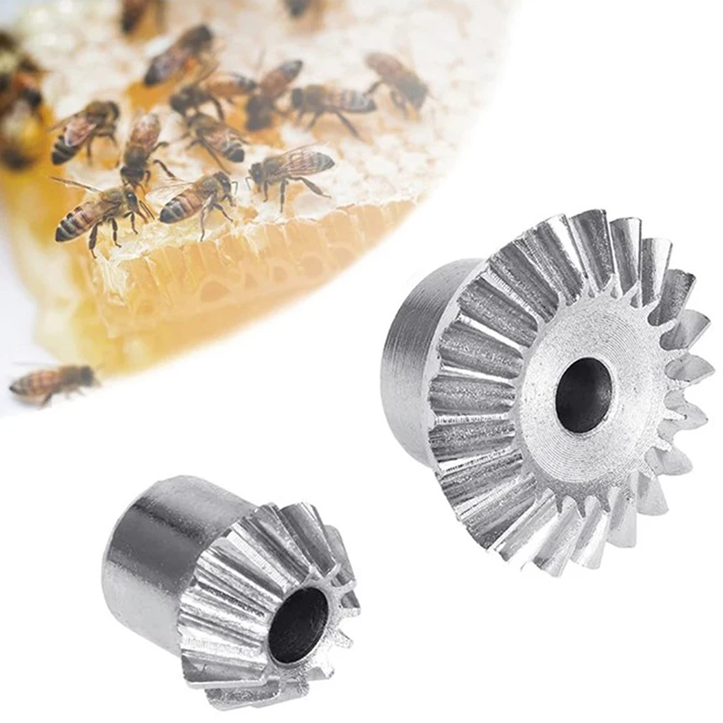 Gear with Screw and Wrench Set for Honey Extractor Extracting Repair Beekeeping Beekeeper Tool
Gear with Screw and Wrench Set for Honey Extractor Extracting Repair Beekeeping Beekeeper Tool