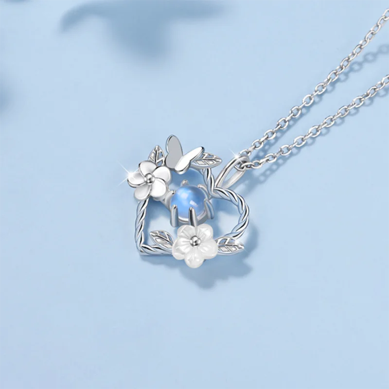 Elegant Heart Flower Pendant Necklaces Moonstone Anti Allergy Material Chokers Necklaces For Women Birthday Christmas Best Gift 
Elegant Heart Flower Pendant Necklaces Moonstone Anti Allergy Material Chokers Necklaces For Women Birthday Christmas Best Gift