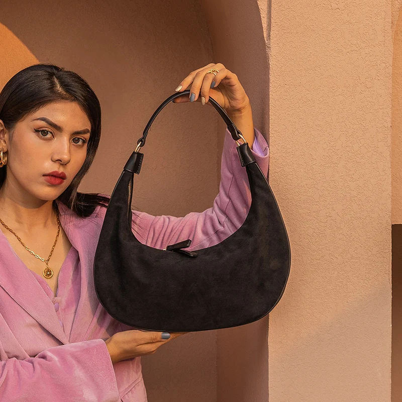 Fashion Suede Half-moon Underarm Bag Women Shoulder Bag Brands Designer Patchwork Handbag and Purse Splicing Croissant Female
Fashion Suede Half-moon Underarm Bag Women Shoulder Bag Brands Designer Patchwork Handbag and Purse Splicing Croissant Female