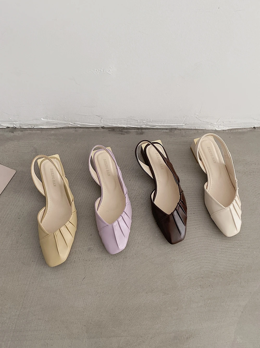Sandals Elastic Band Block Heels Comfort Shoes for Women Med Mary Jane Suit Female Beige Shallow Mouth All-Match Slip-on Chunky
Sandals Elastic Band Block Heels Comfort Shoes for Women Med Mary Jane Suit Female Beige Shallow Mouth All-Match Slip-on Chunky