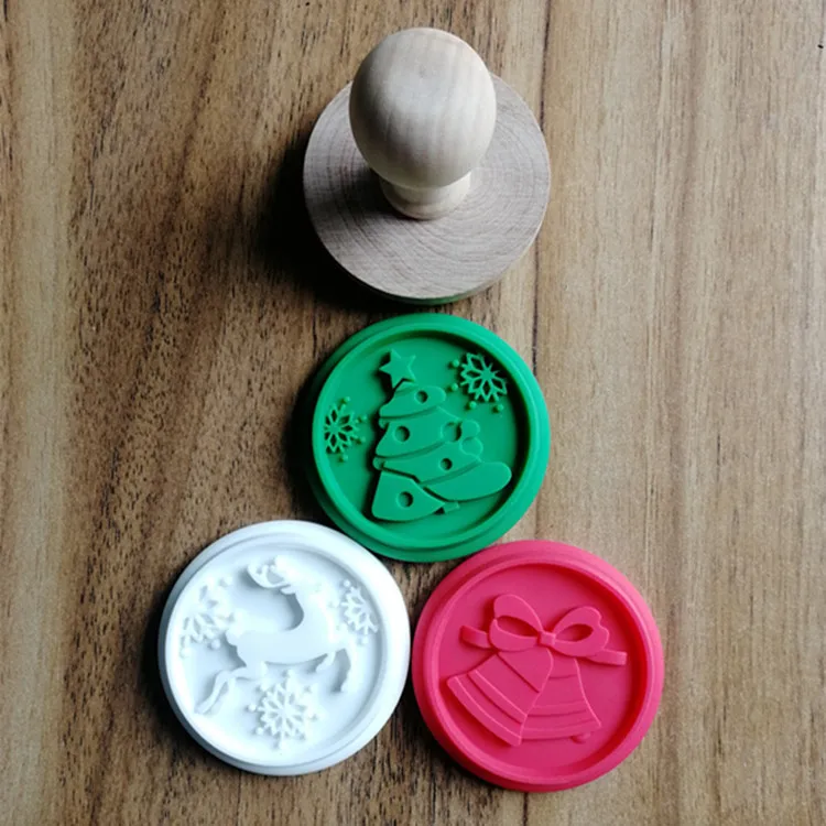 Christmas 1Set Silicone DIY Cookie Stamp Fondant Mold Biscuit Embossing Cutters Sugar Craft Tool Baking Accessories 
Christmas 1Set Silicone DIY Cookie Stamp Fondant Mold Biscuit Embossing Cutters Sugar Craft Tool Baking Accessories