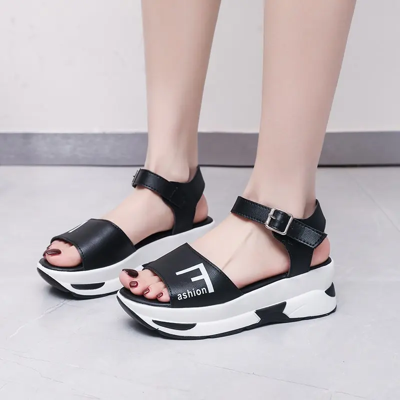 2021 New Women's Platform Sandals Open Toe Buckle Home Slidals Women Fashion High Heel Summer Shoes Woman Soft Leather Sandal
2021 New Women's Platform Sandals Open Toe Buckle Home Slidals Women Fashion High Heel Summer Shoes Woman Soft Leather Sandal