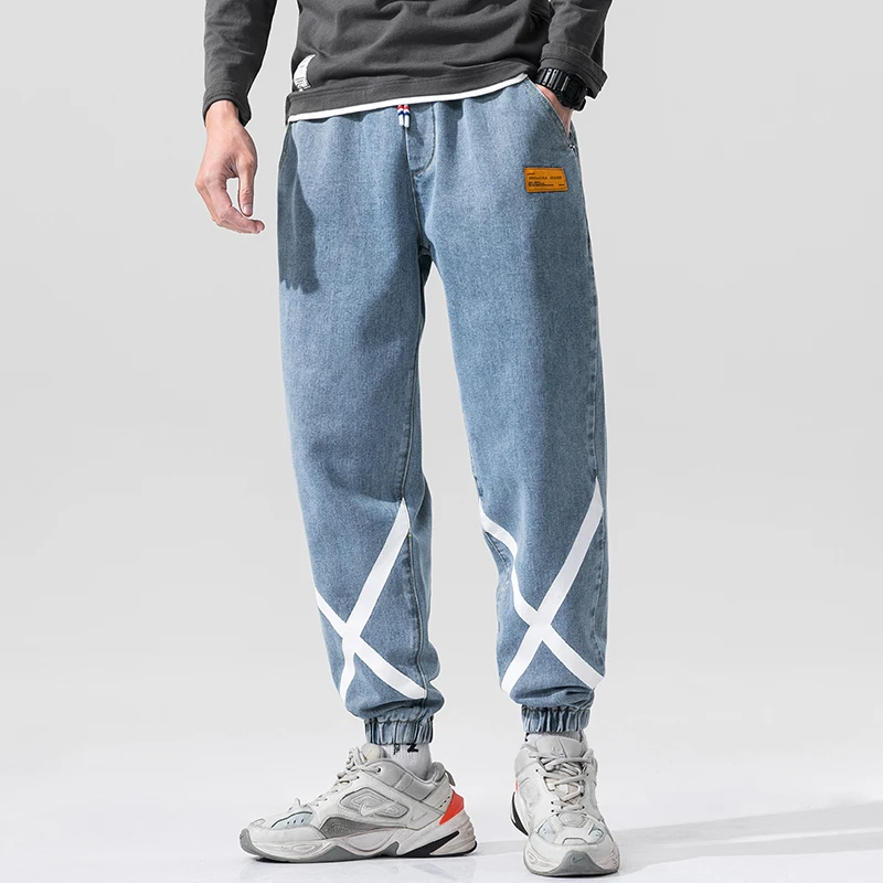 Новинка 2020, 5XL 4XL, мужские облегающие Прямые рваные потертые плиссированные джинсовые штаны с заплатками на коленях, модные джинсы-стрейч
Новинка 2020, 5XL 4XL, мужские облегающие Прямые рваные потертые плиссированные джинсовые штаны с заплатками на коленях, модные джинсы-стрейч