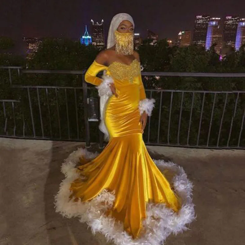 Feathers Bottom Velvet Evening Dresses Off The Shoulder Long Sleeves Aso Ebi Mermaid Prom Dress Lace Appliques Formal Gowns
Feathers Bottom Velvet Evening Dresses Off The Shoulder Long Sleeves Aso Ebi Mermaid Prom Dress Lace Appliques Formal Gowns