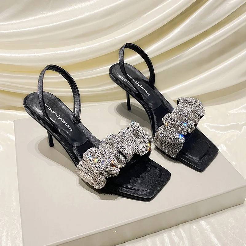 One Line High Heels for Women 2021 Summer New Queen Diamond Shoes with Open Toe Sandals for Women Women Sandals Bling
One Line High Heels for Women 2021 Summer New Queen Diamond Shoes with Open Toe Sandals for Women Women Sandals Bling