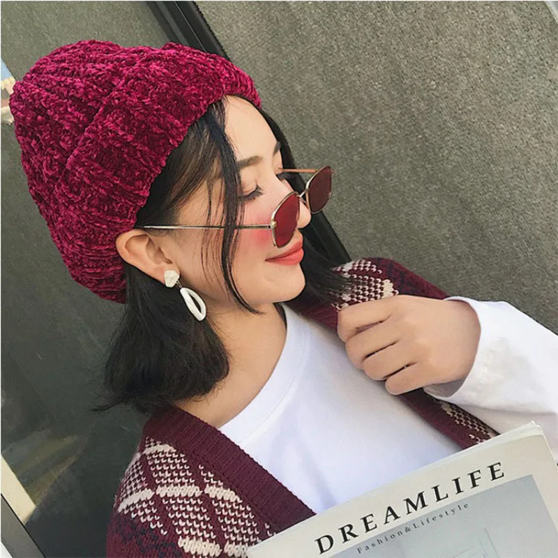 Mode Winter Hoed Vrouwen Herfst Chenille Cap Vrouwelijke Meisje Warme Gebreide Beanie Hoeden Vrouwen Motorkap Femme Chunky Dikke
Mode Winter Hoed Vrouwen Herfst Chenille Cap Vrouwelijke Meisje Warme Gebreide Beanie Hoeden Vrouwen Motorkap Femme Chunky Dikke