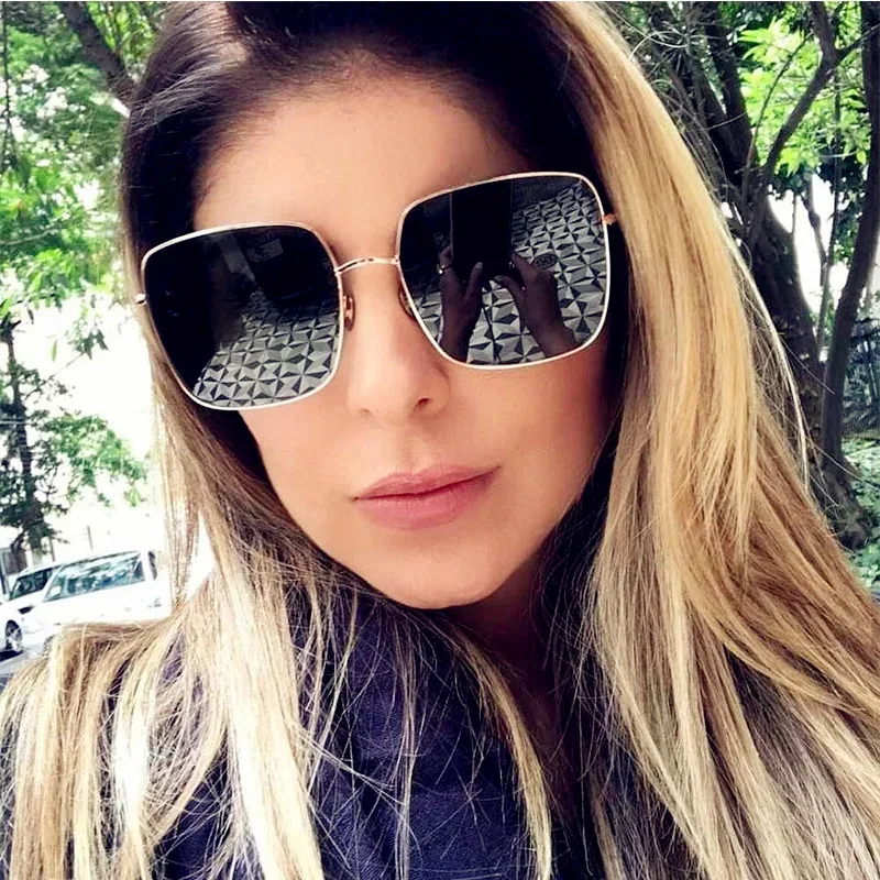 ONEVAN Oversized Square Sunglasses Women Luxury Designer Sunglasses Retro Alloy Glasses for Men Vintage Gradient Oculos Feminino
ONEVAN Oversized Square Sunglasses Women Luxury Designer Sunglasses Retro Alloy Glasses for Men Vintage Gradient Oculos Feminino