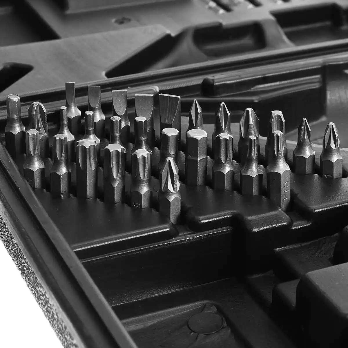 45Pcs/Set 220V Electric Screwdriver Kit with Case Multi-function Cordless Power Drill Rechargeable Screwdriver Drilling Machine
45Pcs/Set 220V Electric Screwdriver Kit with Case Multi-function Cordless Power Drill Rechargeable Screwdriver Drilling Machine