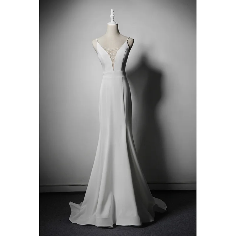 Light Wedding Dress Travel Shooting Sling Deep V-neck French White Banquet Stage Performance Host Dinner Dress Evening Dress
Light Wedding Dress Travel Shooting Sling Deep V-neck French White Banquet Stage Performance Host Dinner Dress Evening Dress