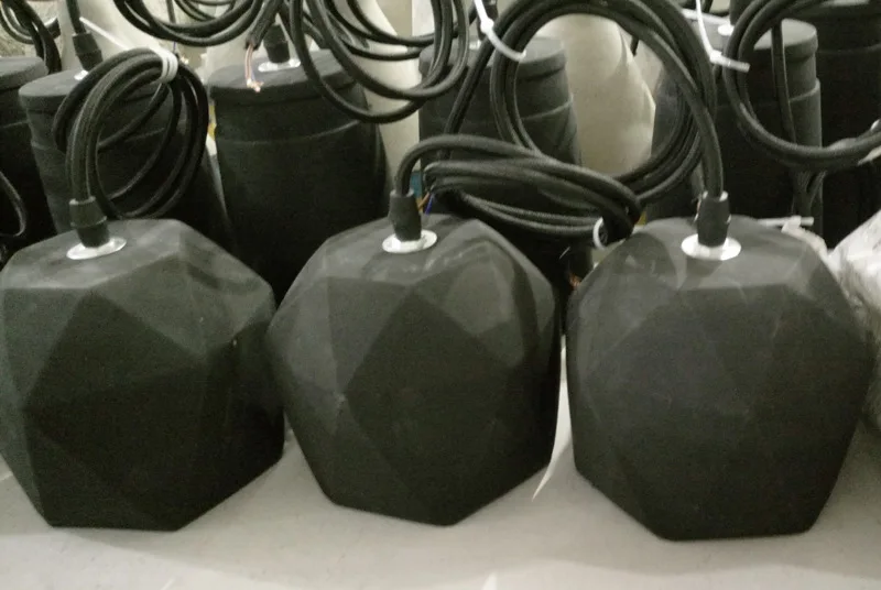 europe led iron e27 pendant light hanging lamp modern chandelier modern led chandelier livingroom 
europe led iron e27 pendant light hanging lamp modern chandelier modern led chandelier livingroom