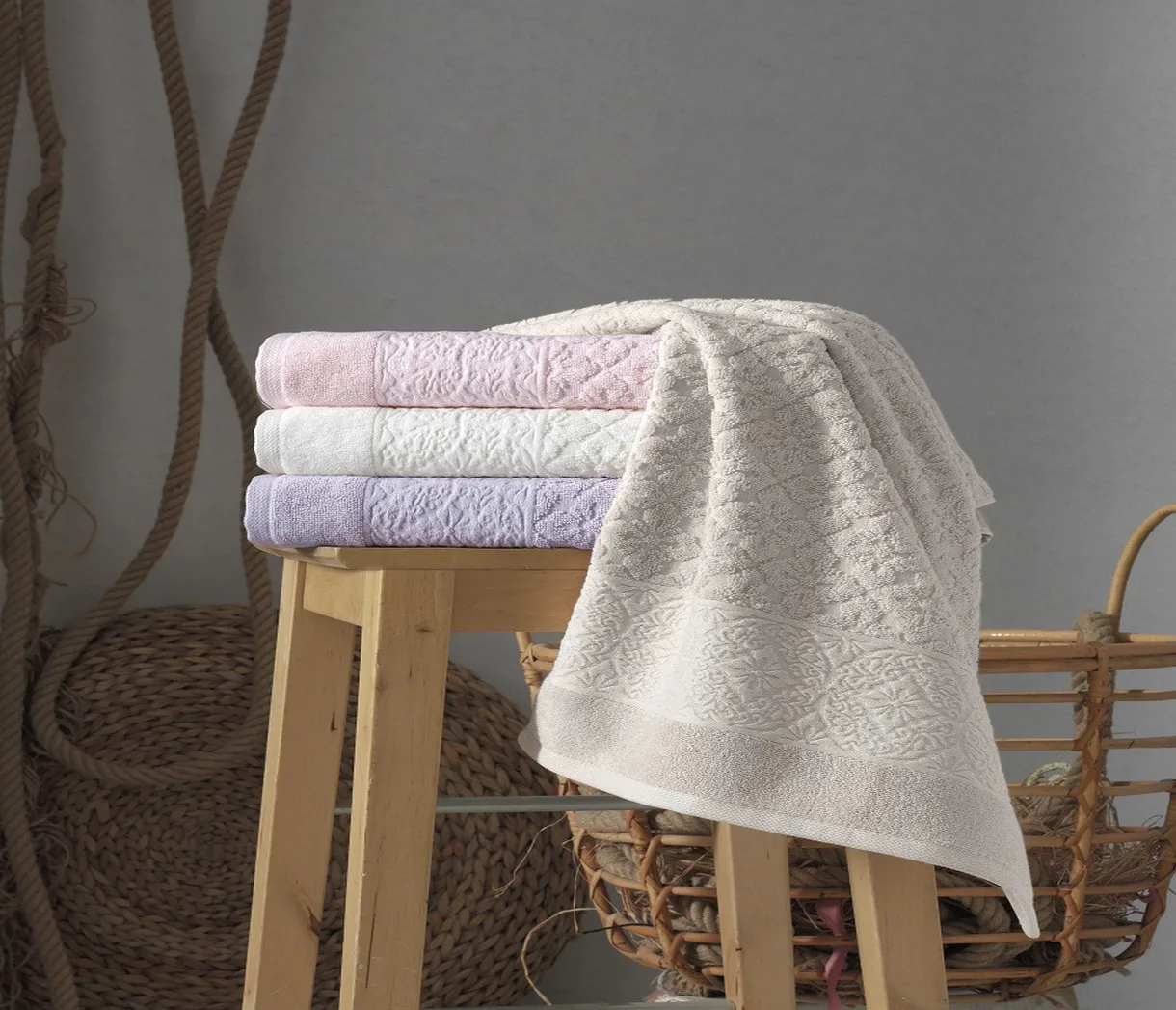 CRUZ 6 PIECES LUXURY BATH TOWEL 70 X140 HIGH WATER ABSORBING BEACH TOWEL FACE TOWEL LACE TOWEL SAUNA KITCHEN TOWEL BATH
CRUZ 6 PIECES LUXURY BATH TOWEL 70 X140 HIGH WATER ABSORBING BEACH TOWEL FACE TOWEL LACE TOWEL SAUNA KITCHEN TOWEL BATH