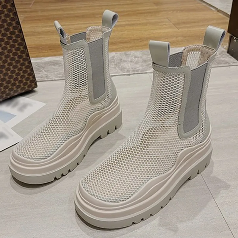 Женские ботильоны с сеточкой, дышащие ботинки на толстой платформе 6 см, большие размеры, новинка весны-лета 2021
Женские ботильоны с сеточкой, дышащие ботинки на толстой платформе 6 см, большие размеры, новинка весны-лета 2021