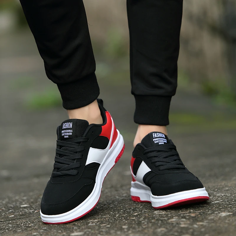 Men Fashion Lace-up Outdoor Sports Shoes Comfortable Breathable PU Walking Shoes Casual Sneakers for Male
Men Fashion Lace-up Outdoor Sports Shoes Comfortable Breathable PU Walking Shoes Casual Sneakers for Male