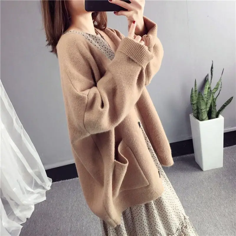 Women Casual Cardigan Sweater Loose Single Breasted Solid Winter Autumn Girls Female
Women Casual Cardigan Sweater Loose Single Breasted Solid Winter Autumn Girls Female