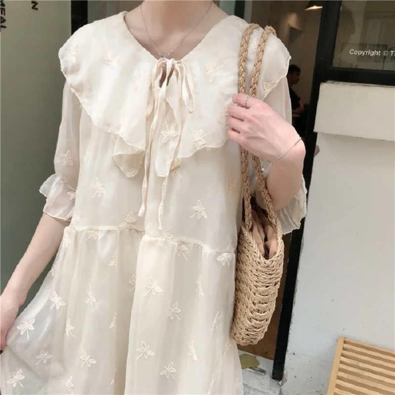 New Summer Women Lolita Style Fairy Dress Peter Pan Collar Loose Butterfly Embroidery Midi Dress Cute Kawaii Ruffles Party Dress
New Summer Women Lolita Style Fairy Dress Peter Pan Collar Loose Butterfly Embroidery Midi Dress Cute Kawaii Ruffles Party Dress