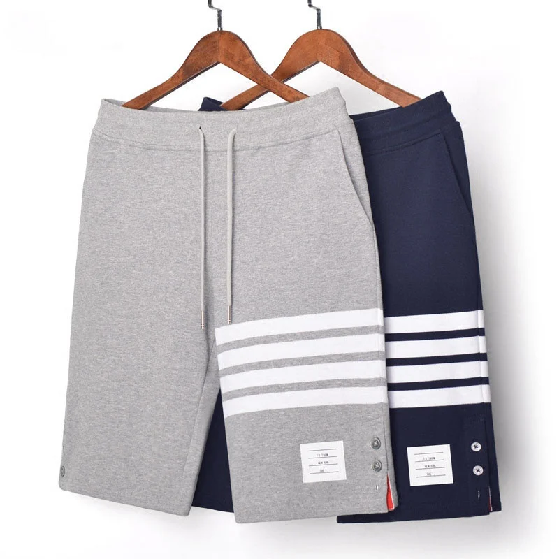 2021 Fashion TB THOM Brand Casual Shorts Men Summer Button Split Cotton Sports Trousers Striped Panelled Jogger Track Shorts
2021 Fashion TB THOM Brand Casual Shorts Men Summer Button Split Cotton Sports Trousers Striped Panelled Jogger Track Shorts