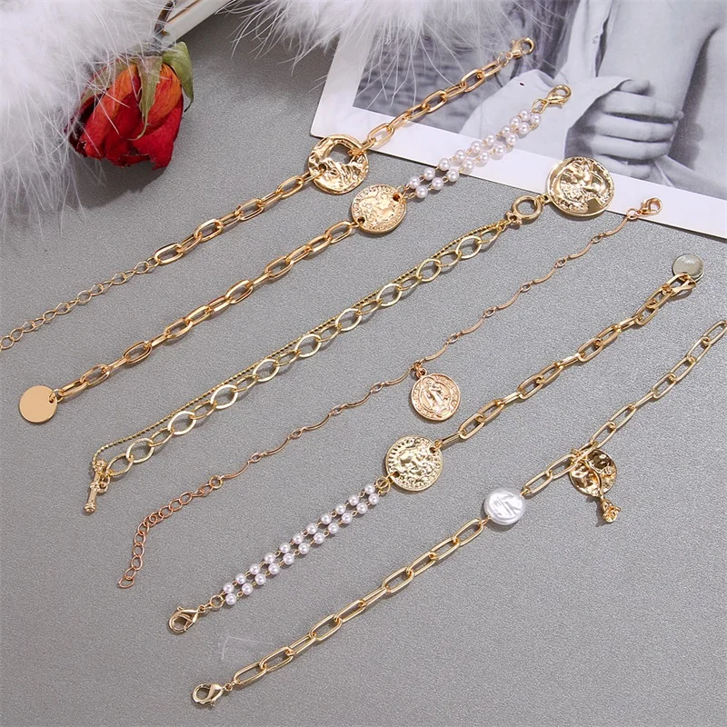 Retro Charm Imitation Pearl Bracelet Bangle for Women Armband Steampunk Coin Chunky Chain Bracelets Friend Couple Jewelry
Retro Charm Imitation Pearl Bracelet Bangle for Women Armband Steampunk Coin Chunky Chain Bracelets Friend Couple Jewelry
