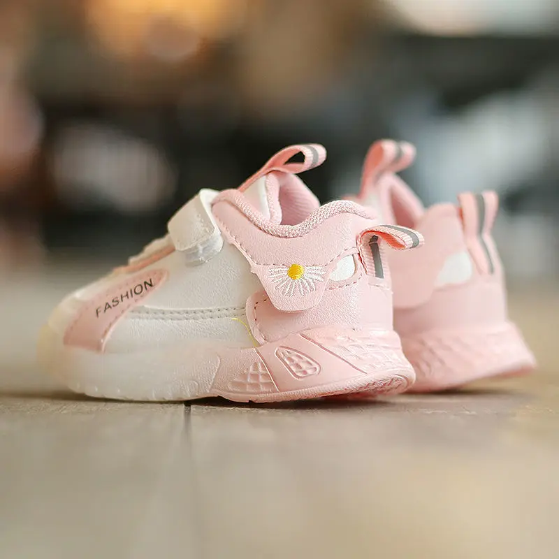 Children's Small White Shoes Chunqiu 0-31-year-old Shoes Non-slip Soft-soled Baby Walking Shoes Children's Sports Shoes
Children's Small White Shoes Chunqiu 0-31-year-old Shoes Non-slip Soft-soled Baby Walking Shoes Children's Sports Shoes
