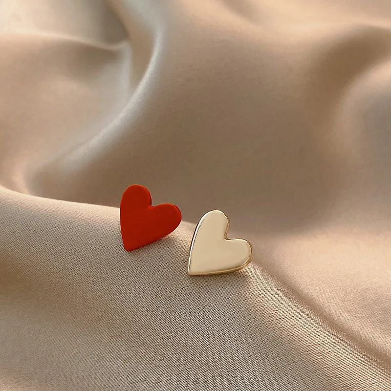 S925 silver heart-shaped red white blue earrings love declaration wedding geometric heart-shaped bohemian retro fashion jewelry
S925 silver heart-shaped red white blue earrings love declaration wedding geometric heart-shaped bohemian retro fashion jewelry