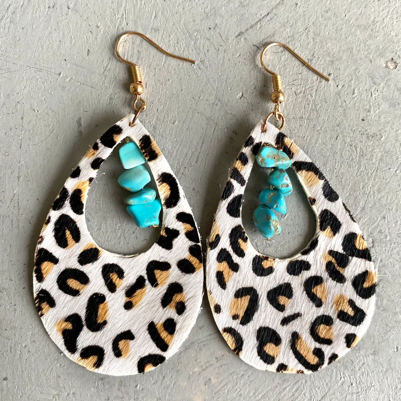 European and American Ins Jewelry Leather Horse Hair Turquoise Bohemian Ethnic Leopard Earrings Retro Earrings for Women
European and American Ins Jewelry Leather Horse Hair Turquoise Bohemian Ethnic Leopard Earrings Retro Earrings for Women
