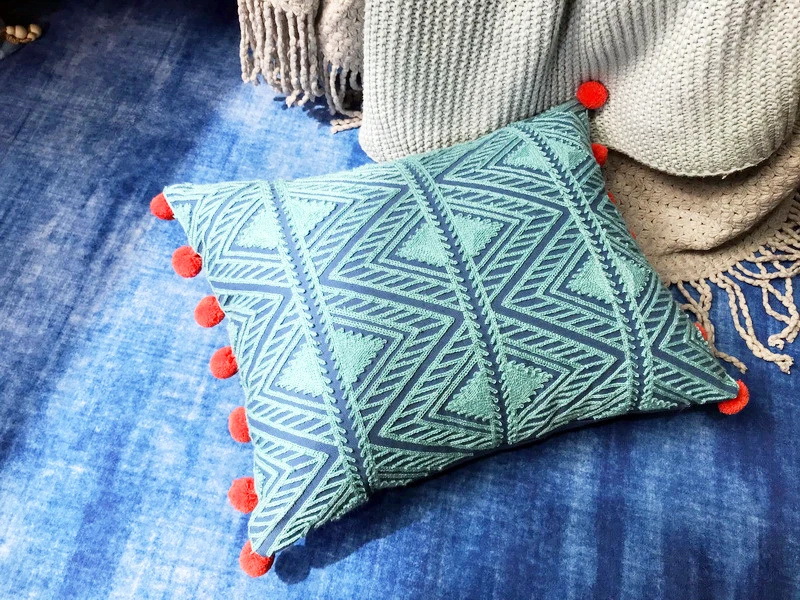 1 Pcs New 2021 Nordic Style Cotton Yarn Fringed Lace Hug Pillowcase Bedside Geometric Backrest Office Lumbar Pillowcase
1 Pcs New 2021 Nordic Style Cotton Yarn Fringed Lace Hug Pillowcase Bedside Geometric Backrest Office Lumbar Pillowcase