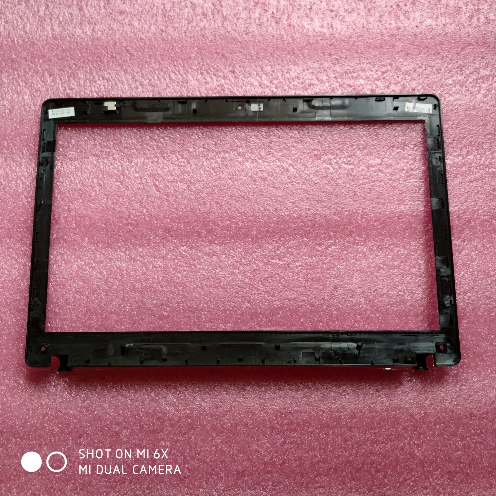 New Original for Lenovo G480 LCD Front Bezel Cover Assembly Thank you, welcome to shop again
New Original for Lenovo G480 LCD Front Bezel Cover Assembly Thank you, welcome to shop again
