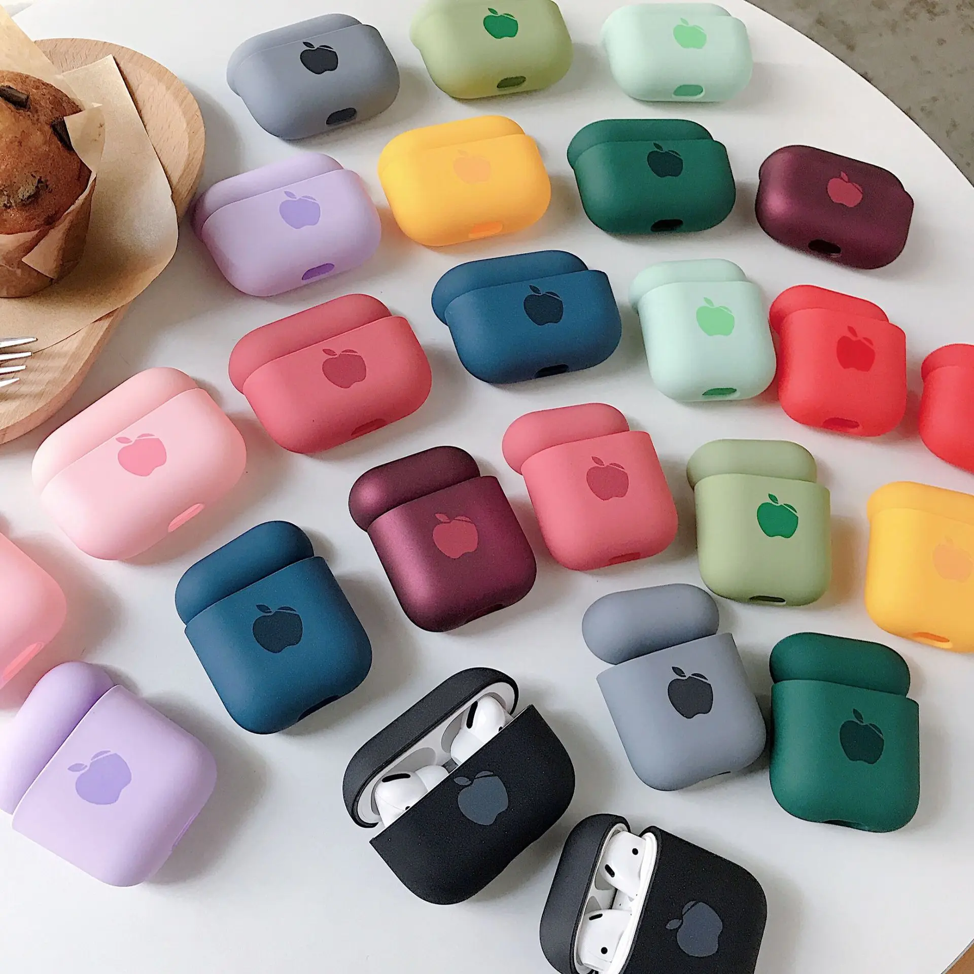 Симпатичный однотонный чехол для наушников AirPods Pro 2 1, чехол s из твердого поликарбоната, роскошный матовый защитный чехол с текстурой для ...
Симпатичный однотонный чехол для наушников AirPods Pro 2 1, чехол s из твердого поликарбоната, роскошный матовый защитный чехол с текстурой для ...