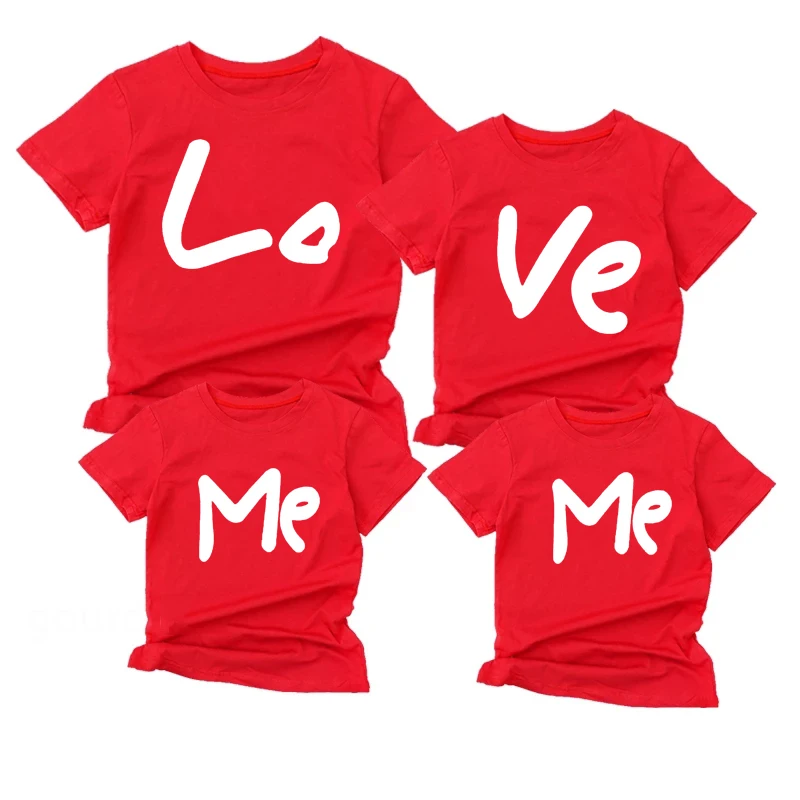 Family Matching Clothes Family Look Casual T-shirt LO VE ME Letter Fun Print Couple Tops Short Sleeve T-shirt Boy Girl Clothes
Family Matching Clothes Family Look Casual T-shirt LO VE ME Letter Fun Print Couple Tops Short Sleeve T-shirt Boy Girl Clothes