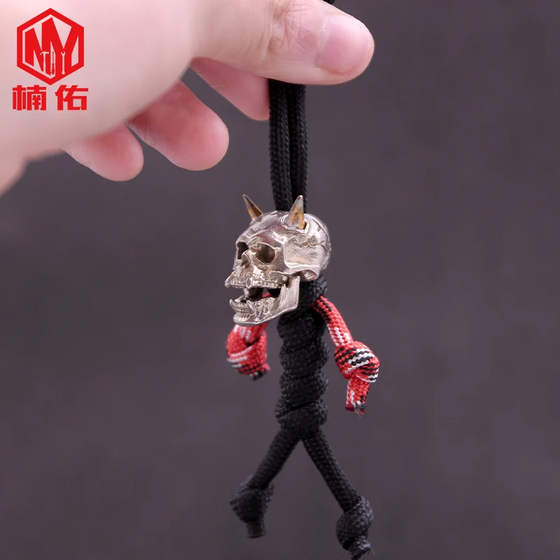 1PCS EDC White Copper Duke of Hell Skull Paracord Bead Bracelet Flashlight Accessories
1PCS EDC White Copper Duke of Hell Skull Paracord Bead Bracelet Flashlight Accessories