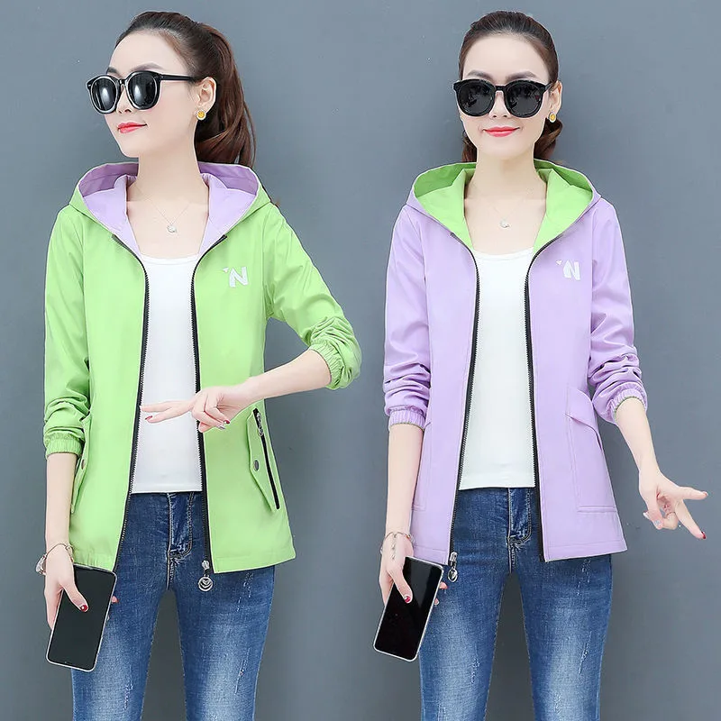 2020 Autumn Women Jacket Fashion Hooded Print Two Side Wear Outwear women Loose Bomber Coat female Windbreaker Plus Size 5XL 498
2020 Autumn Women Jacket Fashion Hooded Print Two Side Wear Outwear women Loose Bomber Coat female Windbreaker Plus Size 5XL 498