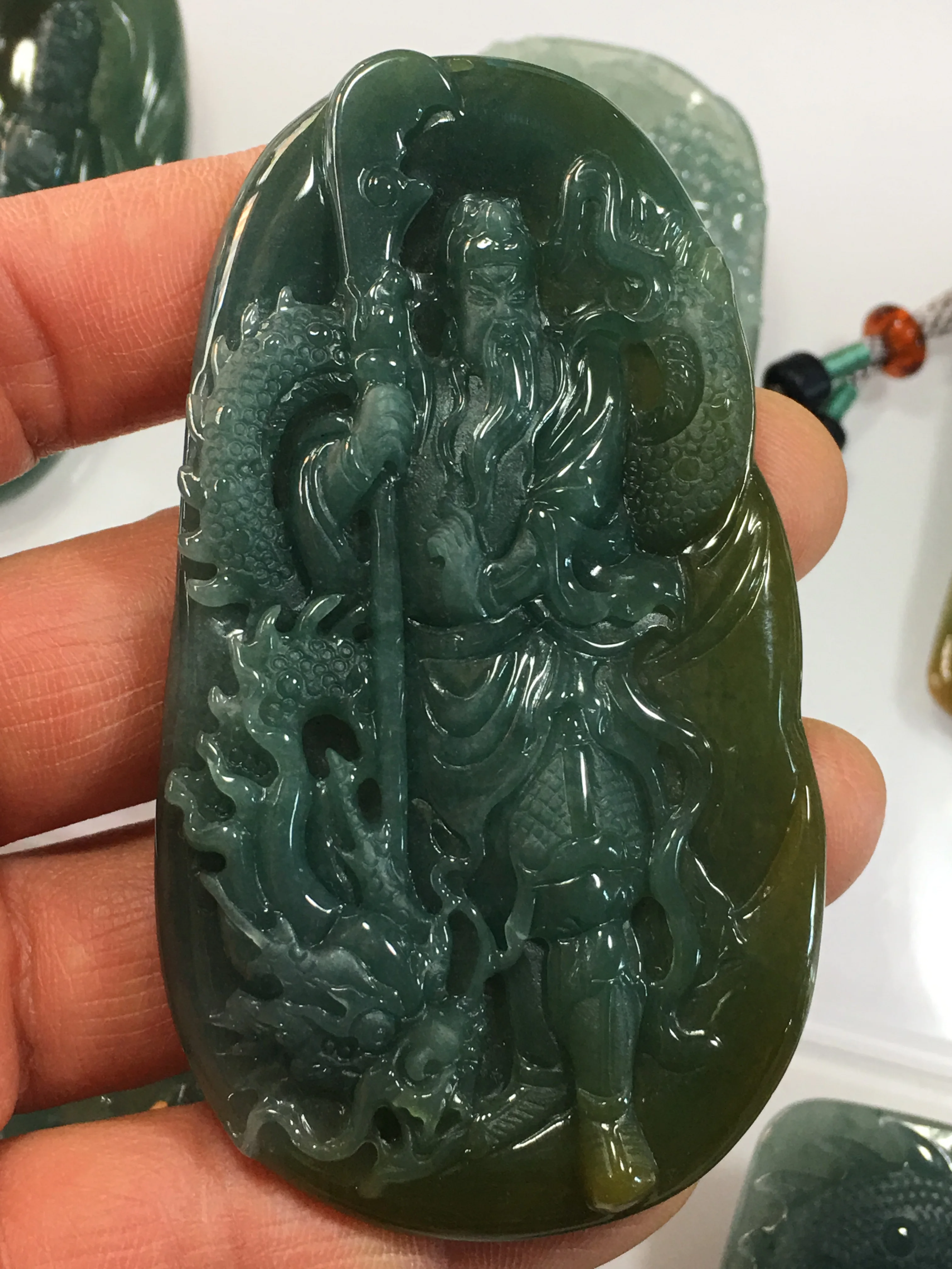 Natural 7A Myanmar jade double Hand-Carved jade guan gong emperor green jade pendant jade necklace men pendants jade jewelry
Natural 7A Myanmar jade double Hand-Carved jade guan gong emperor green jade pendant jade necklace men pendants jade jewelry