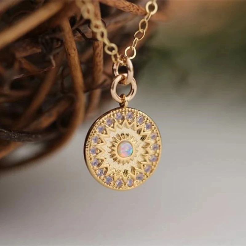 Light Luxury Color Crystal Round Gold Women Necklaces Wedding Engagement Pendant Necklace Party Jewelry Gifts
Light Luxury Color Crystal Round Gold Women Necklaces Wedding Engagement Pendant Necklace Party Jewelry Gifts